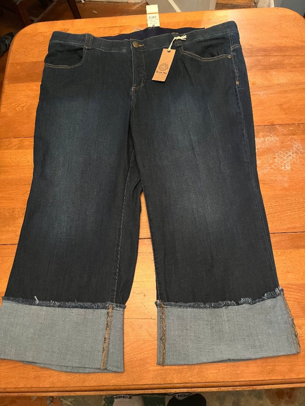 Ruby Red Frayed Cuff Denim Wide Leg Crop Jeans
